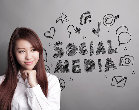 social media marketing girl